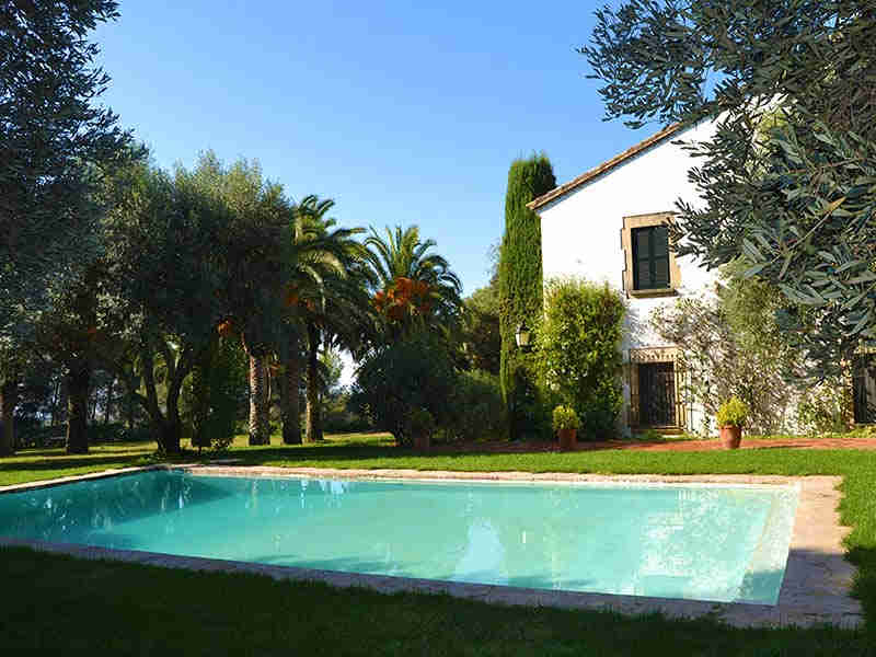 Tus vacaciones en Sitges: silencio y naturaleza