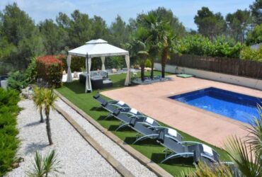 luxury villas in the Mediterranean for families